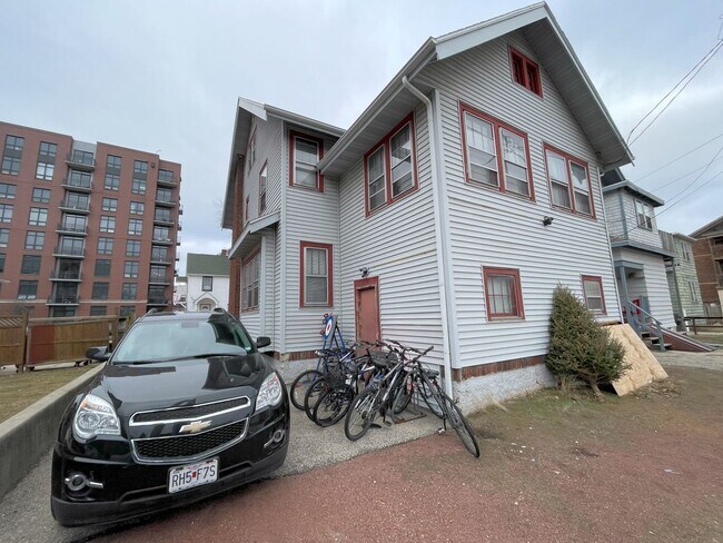 Building Photo - 1317 Randall Ct