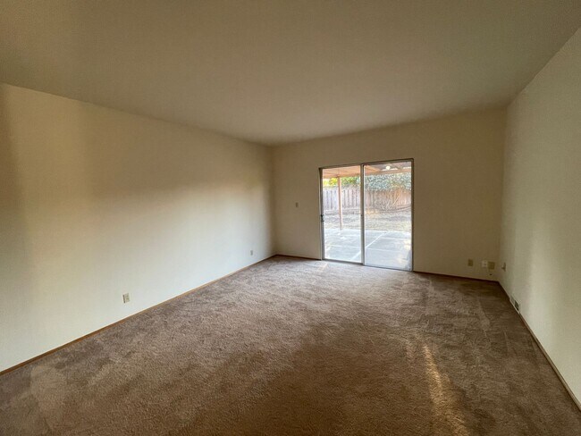 Building Photo - Spacious Home Available in Almaden Valley - 3bd/2ba! Coming Soon!