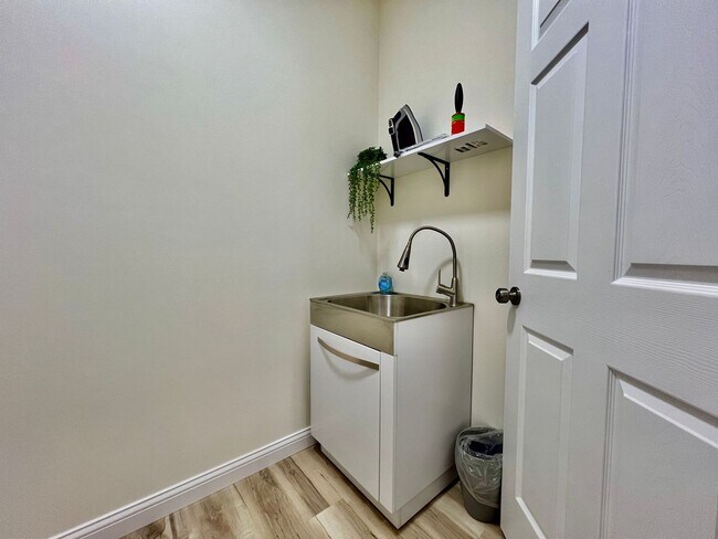 Building Photo - Beautiful NEW Ranch Home with a large deck & games