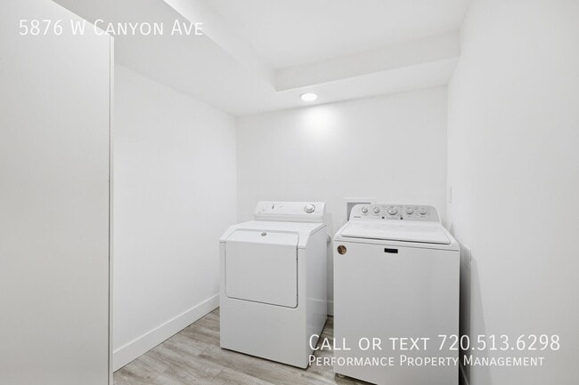 Building Photo - 5876 W Canyon Ave