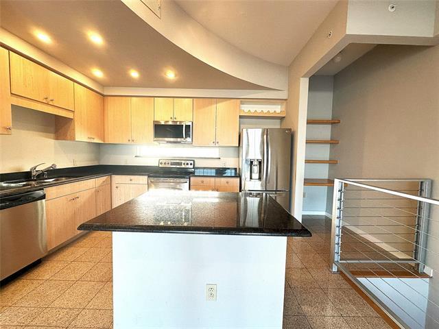 Building Photo - 3225 Turtle Creek Blvd Blvd