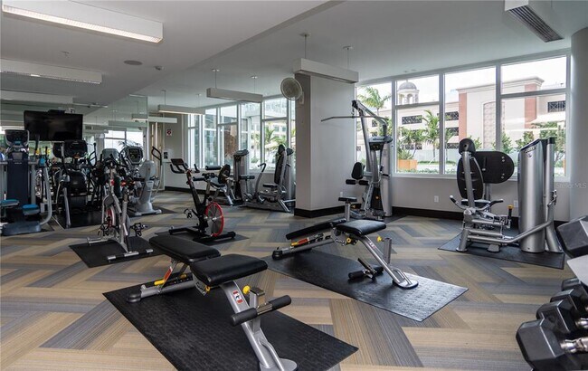 Building Photo - 175 1st St S