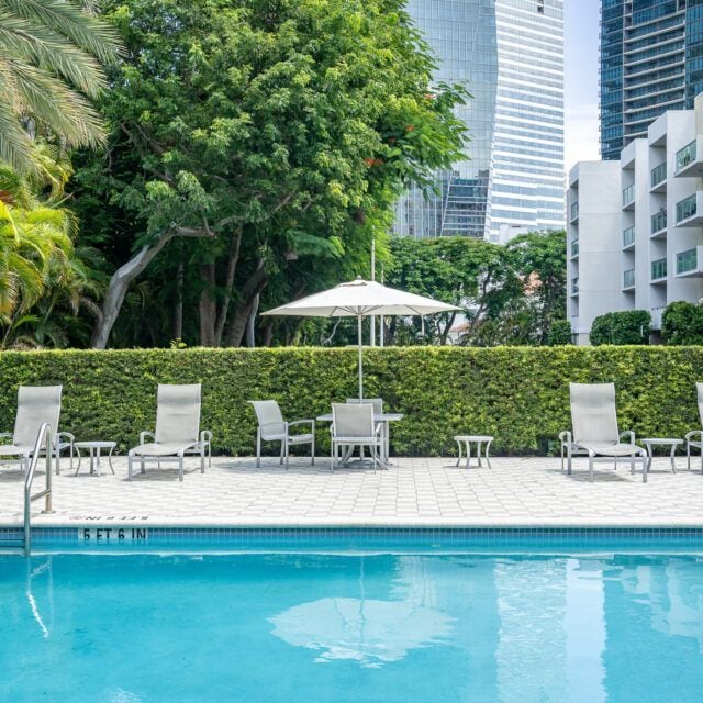 Building Photo - 1550 Brickell Ave