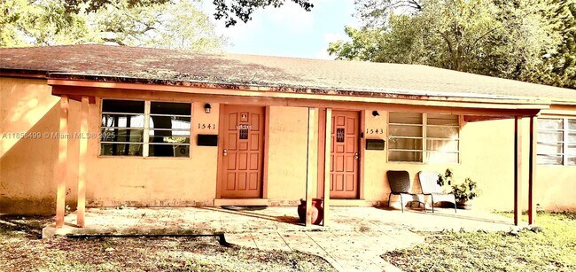 Primary Photo - 1541 NE 131st Ln