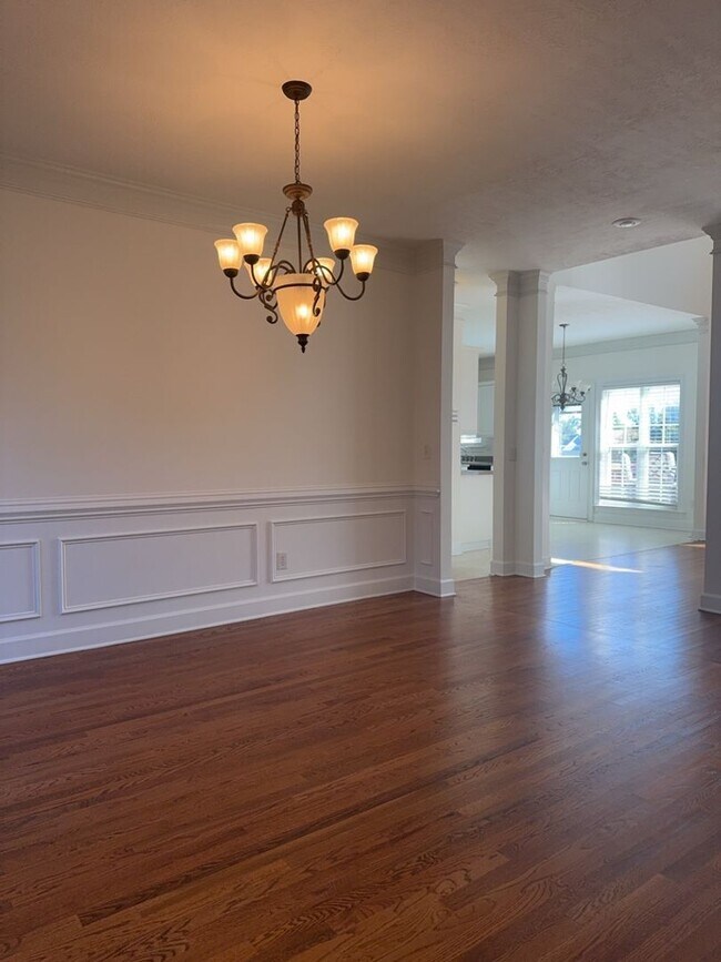 Building Photo - Beautiful Home in Martinez!
