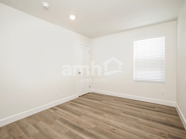 Building Photo - 6442 Intuition Ln