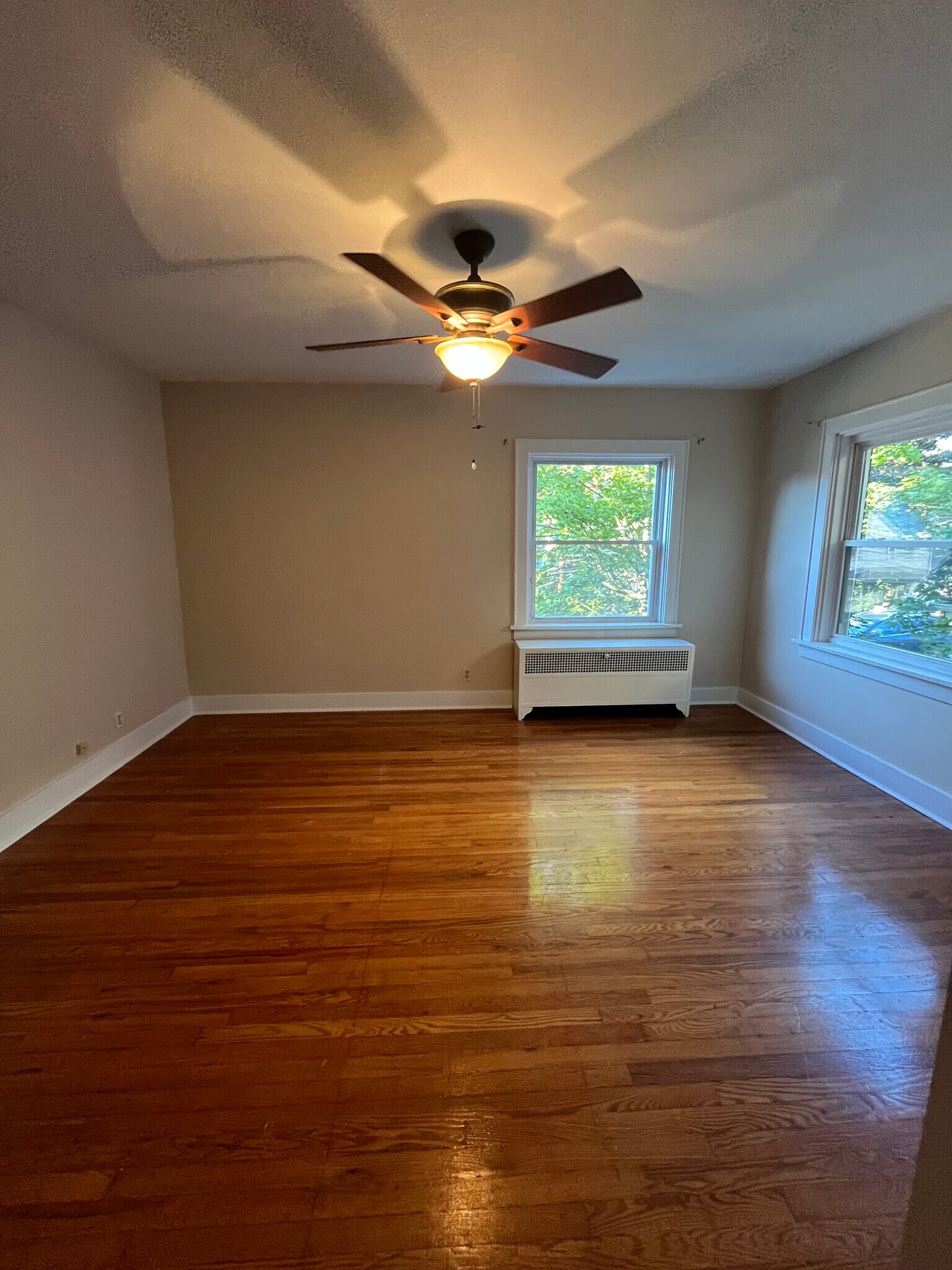 Front bedroom (master) - 802 Gaskill Ave