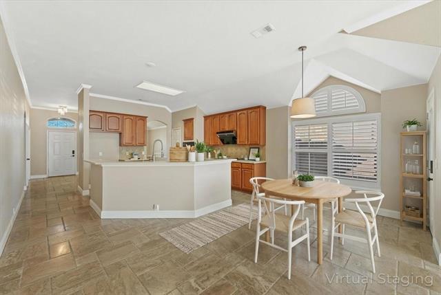 Building Photo - 5 Dominion Cir