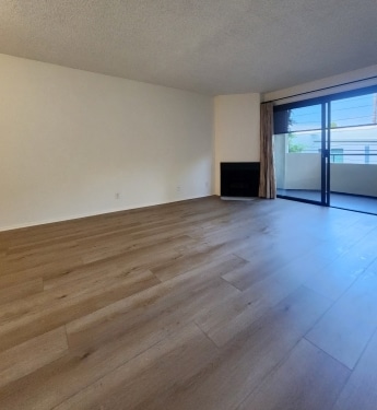 Interior Photo - 2120 Bentley Ave