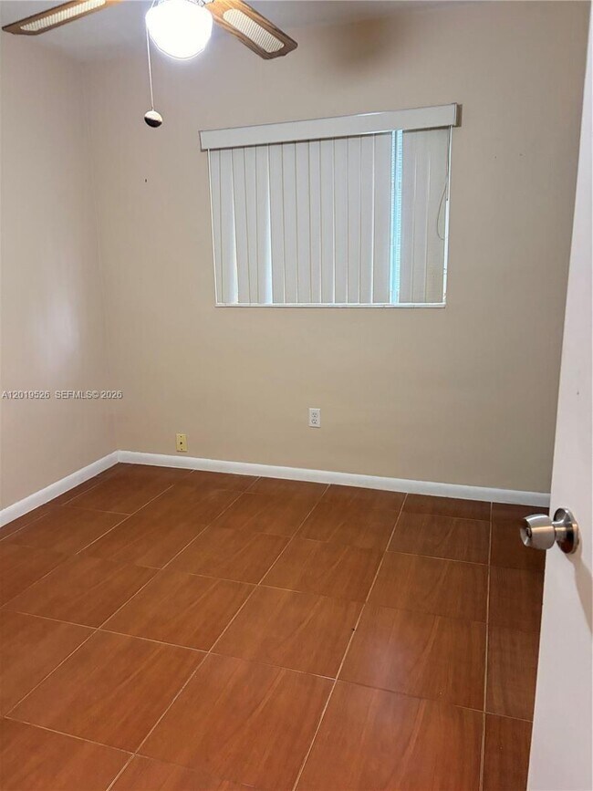 Building Photo - 18225 SW 94th Ave