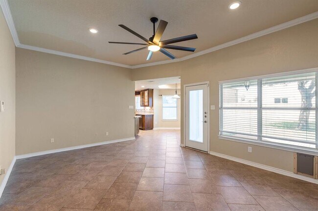 Building Photo - 2604 Bluebonnet Valley Dr