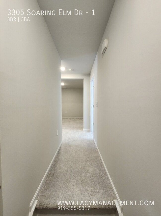 Building Photo - 3305 Soaring Elm Dr