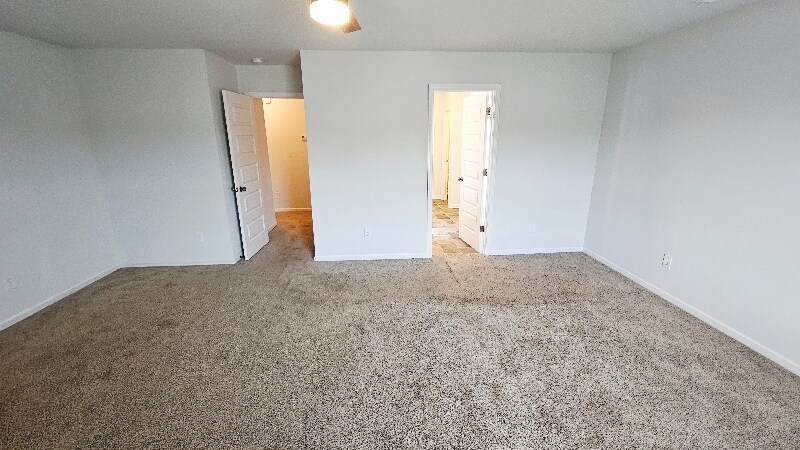 Building Photo - 276 Fenrose Dr