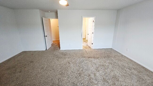 Building Photo - 276 Fenrose Dr
