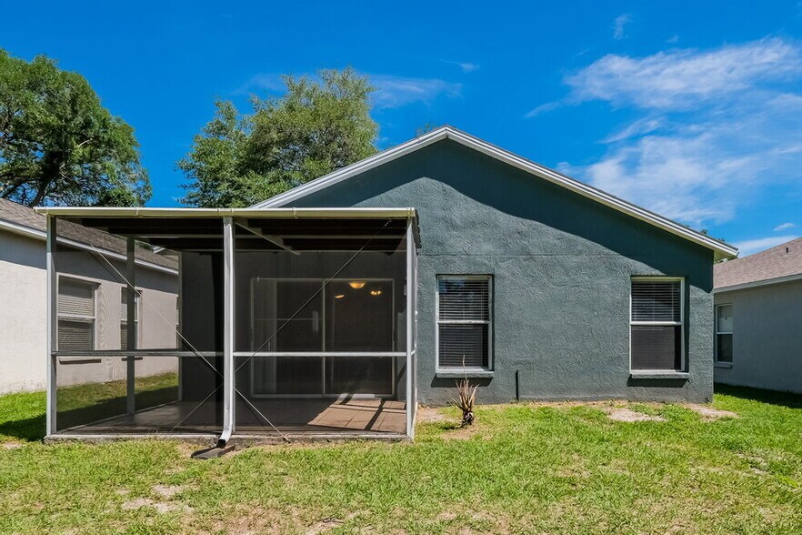 Building Photo - 8733 Morrison Oaks Ct