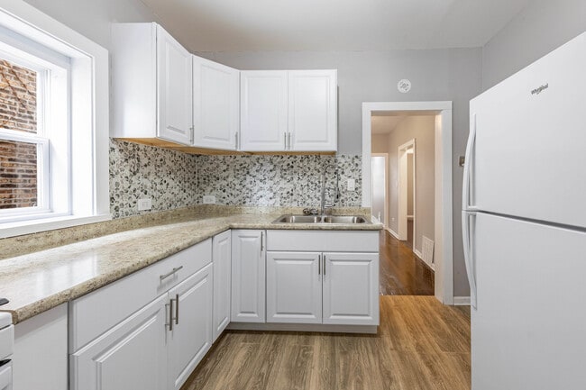 Building Photo - 1721 N Meade Ave