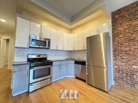 Building Photo - 3 bedroom in Brooklyn NY 11205