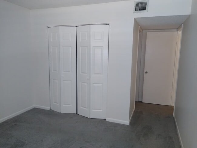 Building Photo - Wax Myrtle Woods