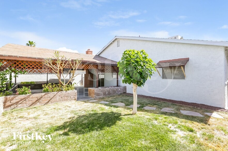 Building Photo - 708 Purcell Dr