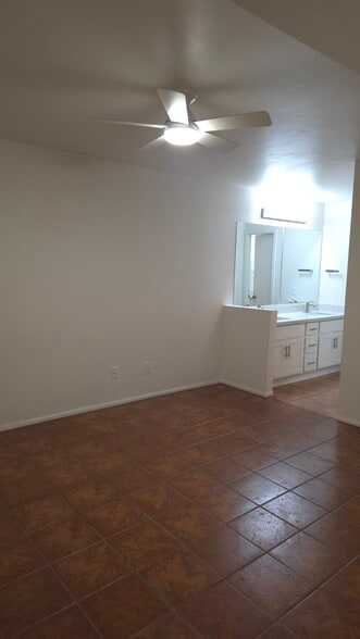 1st floor bedroom - 1717 E Union Hills Dr