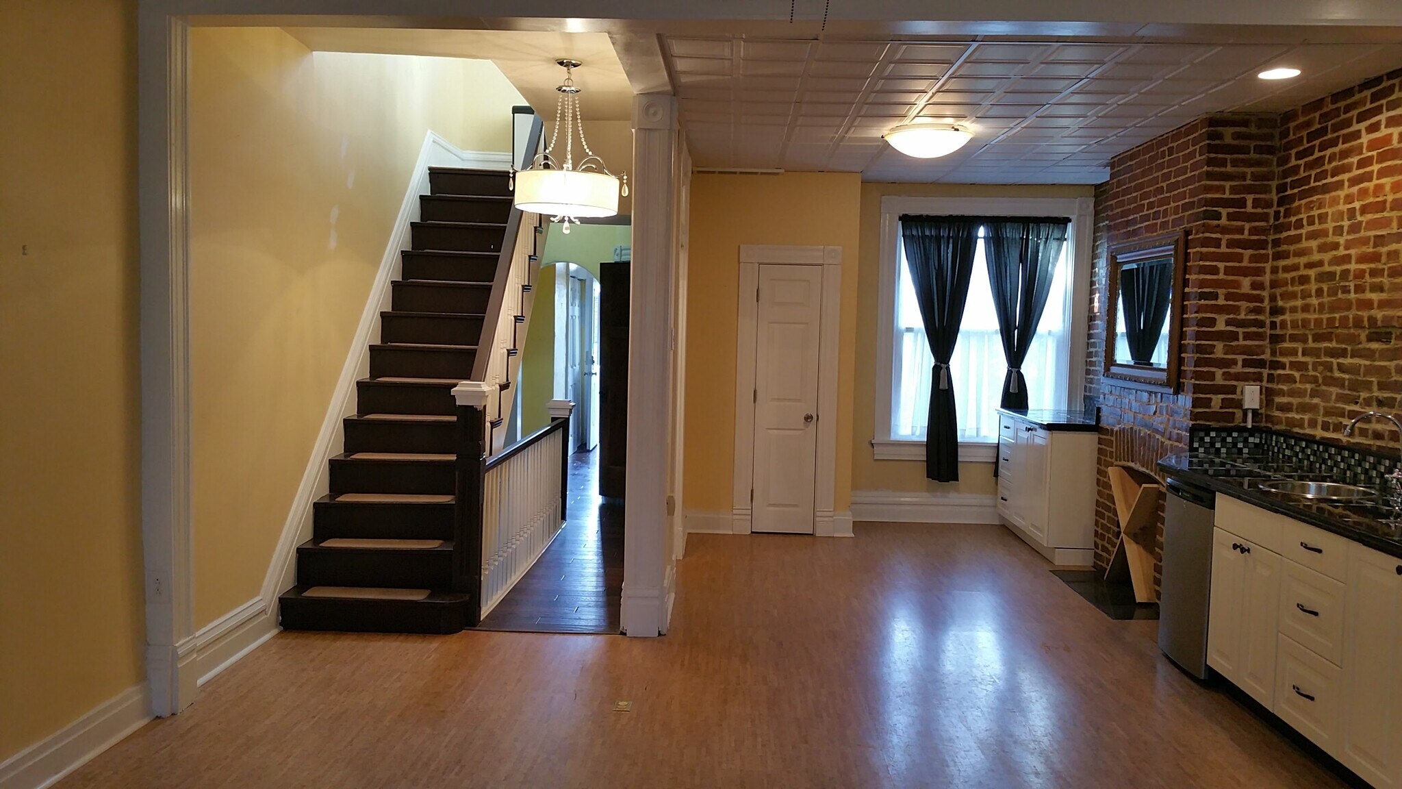 Building Photo - 212 Lehigh Ave
