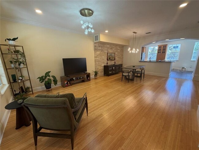 Building Photo - 1425 Chatfield Pl