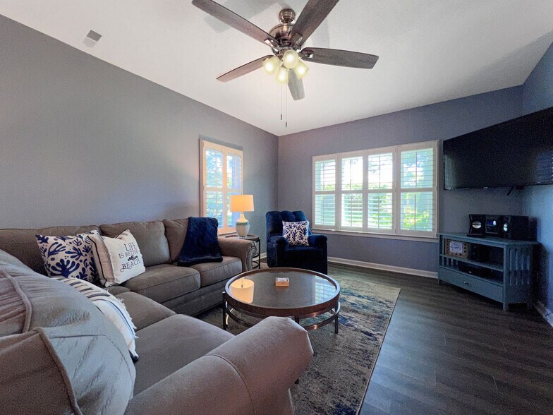 Building Photo - 820 Castleford Cir