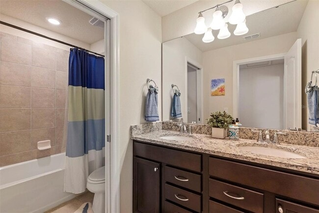 Building Photo - 7195 Oakmoss Loop