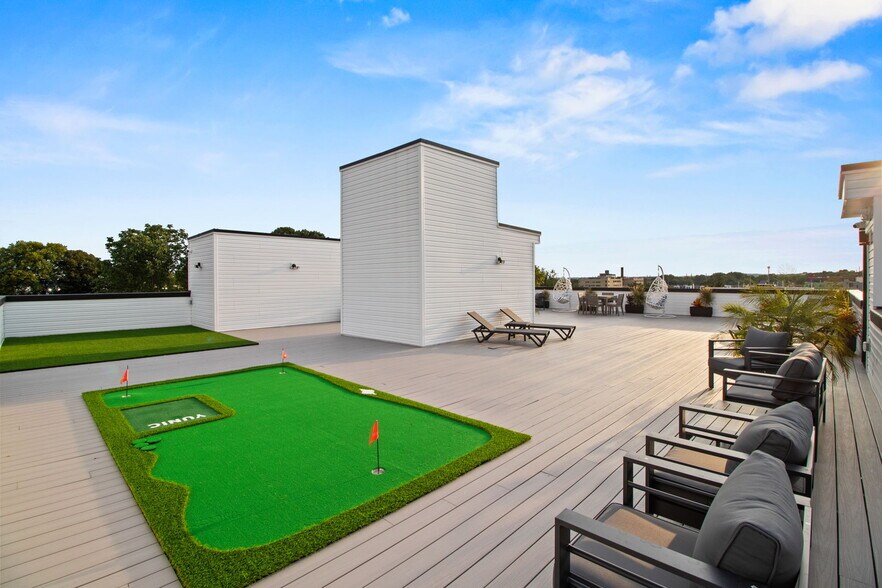 Building Photo - 2625 W Jefferson St