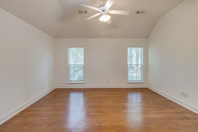 Building Photo - 626 Marsh View Dr