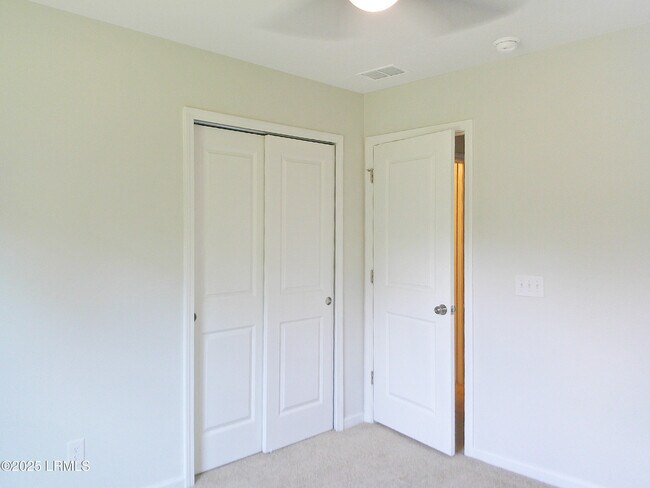 Building Photo - 62 Keowee Ln