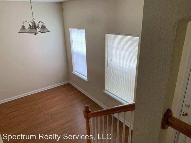 Building Photo - 2 br, 2.5 bath House - 6330 Kimberly Lane