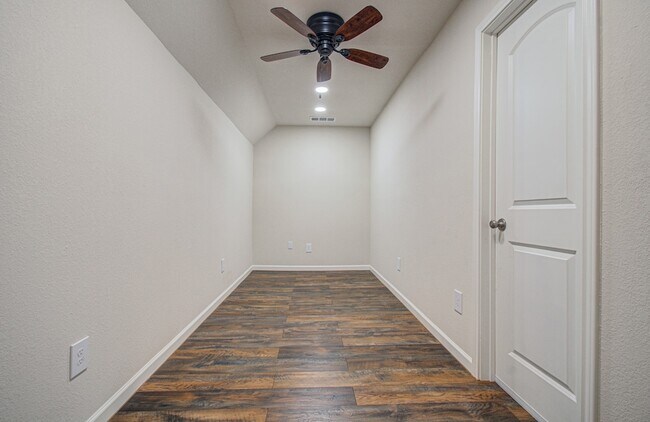 Building Photo - 26831 Marble Lakes Dr