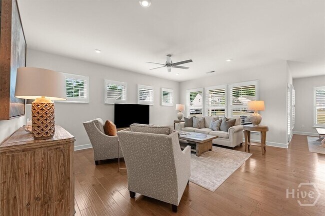 Building Photo - 1021 Leeward Run Trl