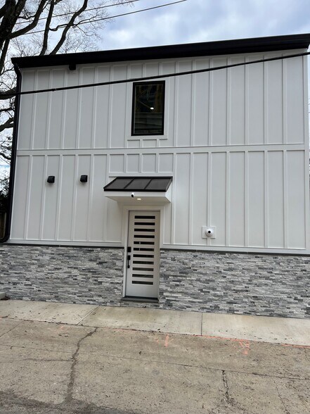 Building Photo - 4621 42nd St NW