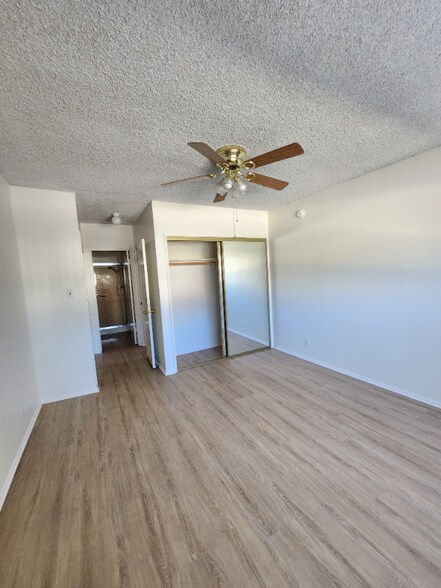 Building Photo - 4350 Troost Ave