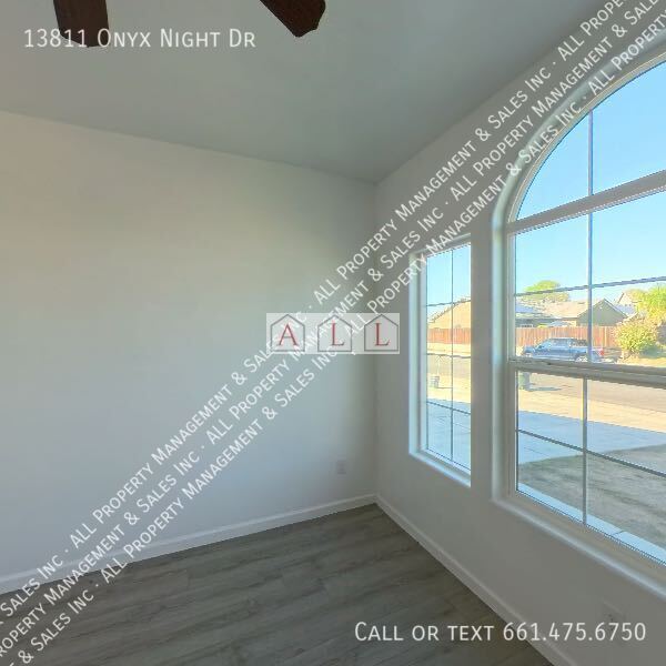 Building Photo - 13811 Onyx Night Dr
