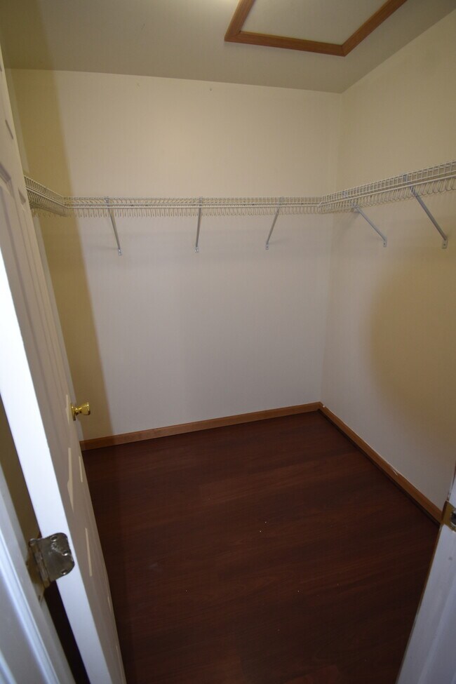 Building Photo - 89 Damascus Dr