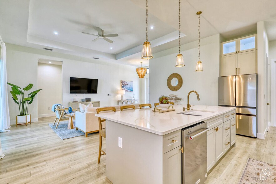 Building Photo - 2215 Amnesty Dr