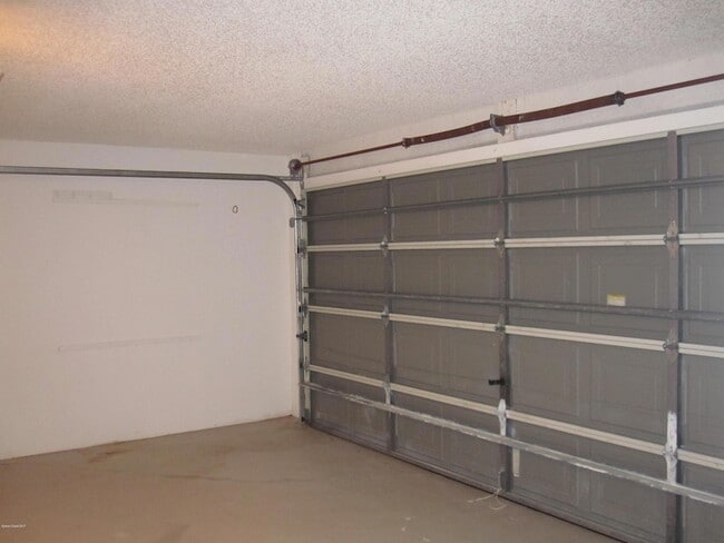 Building Photo - 171 Americana Blvd NE