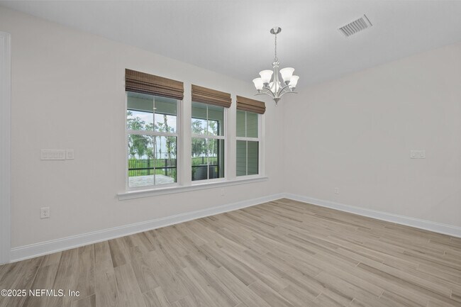 Building Photo - 23 Oak Pk Dr
