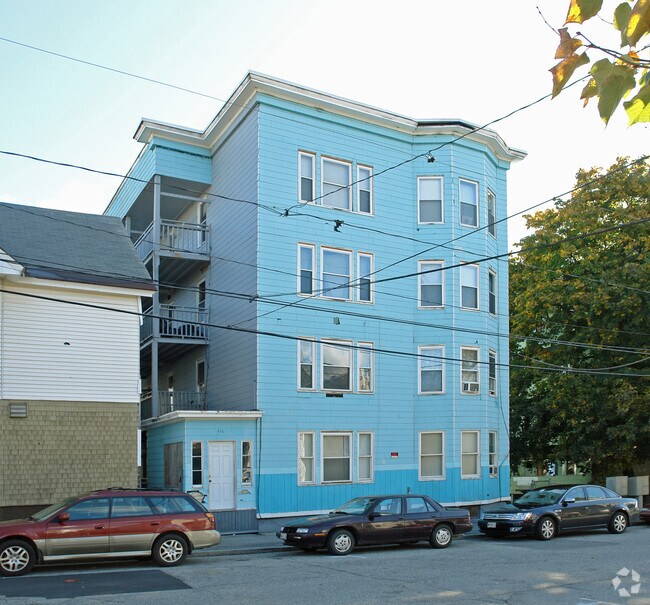 Primary Photo - 214 Blake St