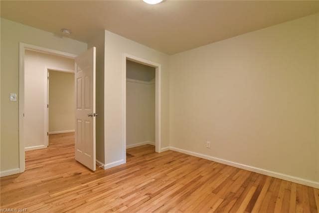 Building Photo - Cozy 3 Bedroom 1.5 Bathroom Home Nestled In Black Mountain