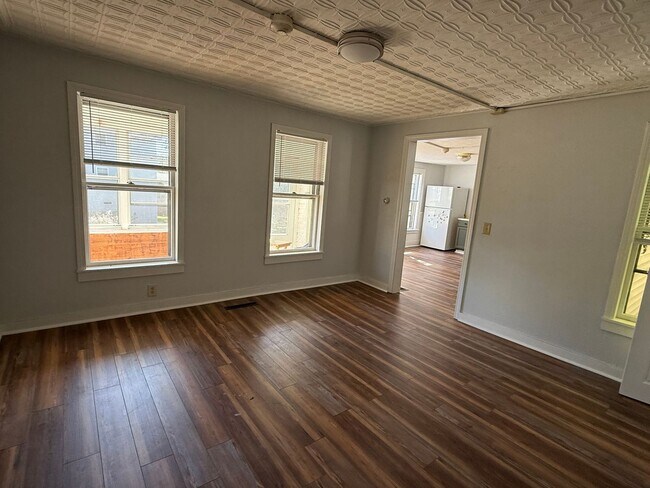 Building Photo - 35 Merrimac St