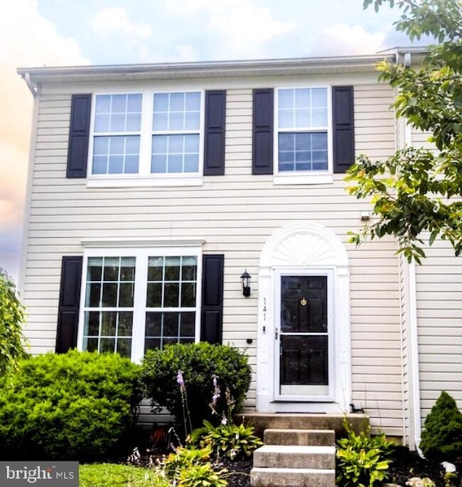Primary Photo - 141 Spencer Cir