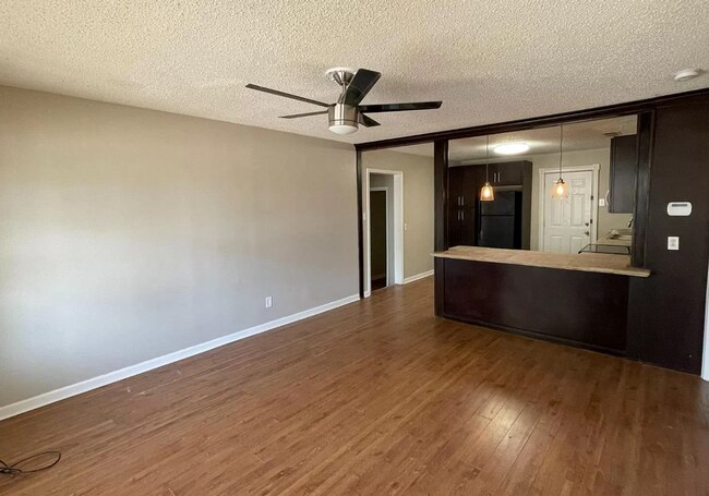 Building Photo - 4 bed close to TTU!!