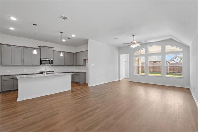 Building Photo - 1803 Gateway Ln