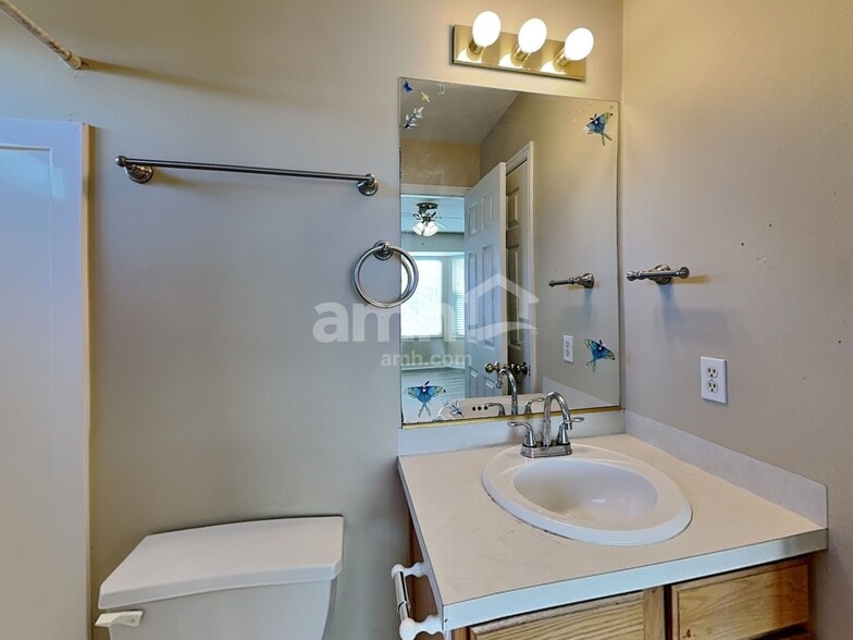 Building Photo - 1659 W 1065 S