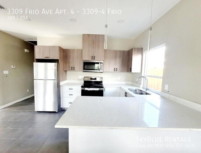 Building Photo - 3309 Frio Ave