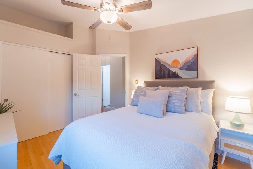 Building Photo - 6511 Enchanted Valley Dr